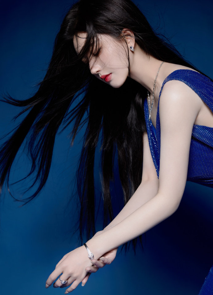 被公子做到发抖喊痛AG真人平台散兵